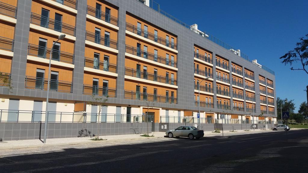 Apartamento Novo Com Piscina โอลเญา ภายนอก รูปภาพ